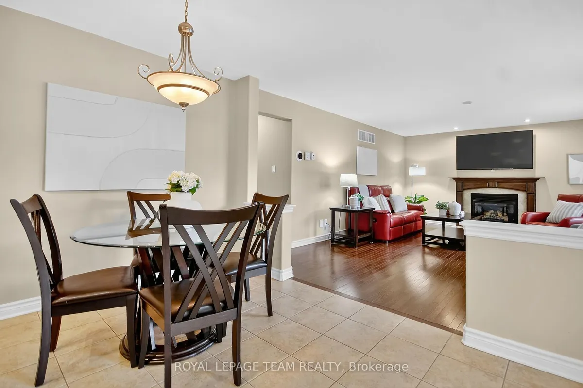 124 Comba Drive, ON K7C 4V7