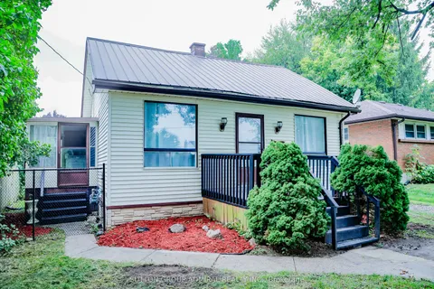 383 Edmonton Street, ON N5W 4Y6