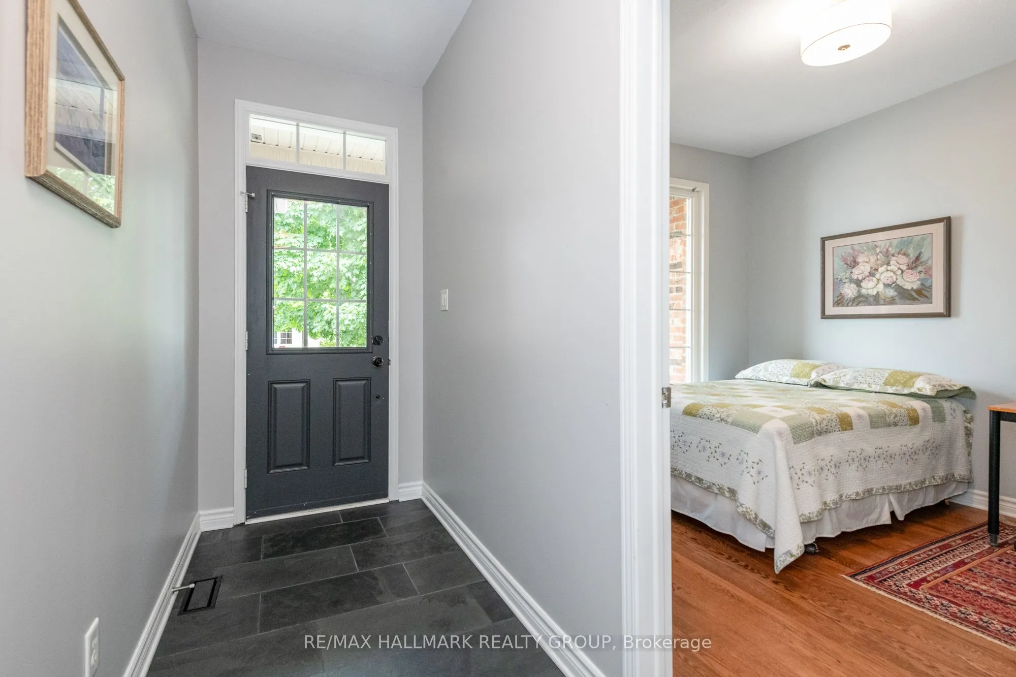 102 Kelso Private, ON K2J 0L9