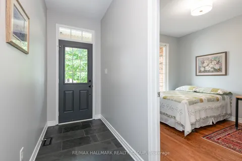 102 Kelso Private, ON K2J 0L9