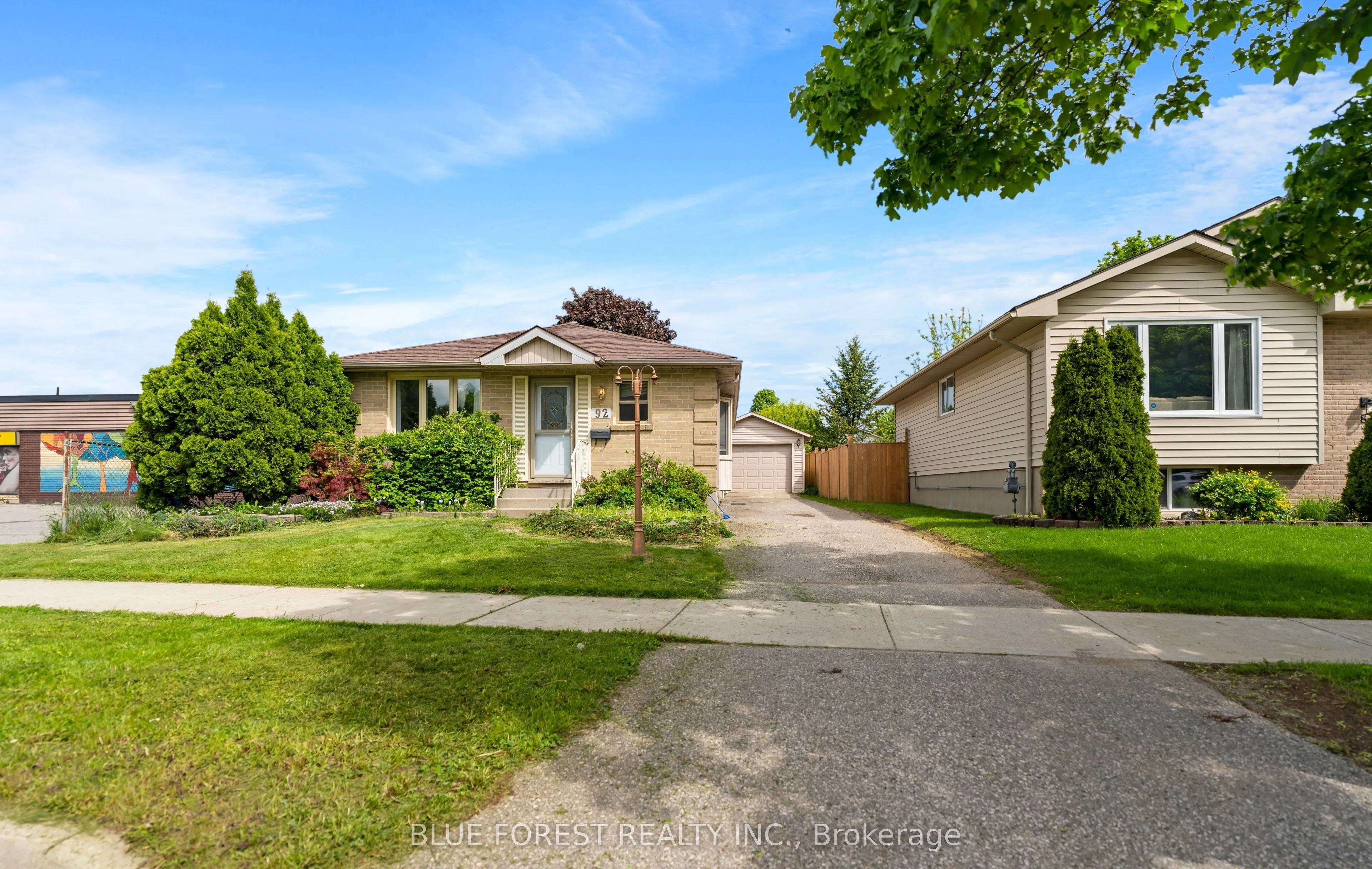 92 Ardsley Road, ON N6G 3W4