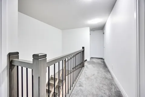 249.5 King Street, ON N5C 1H4