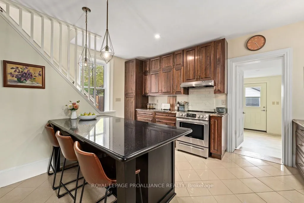 7 Forin Street, ON K8N 2H5