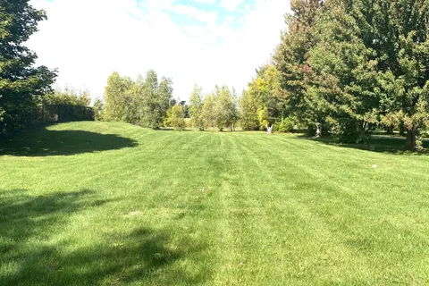 LOT Old Montreal Road, ON K6H 2C0