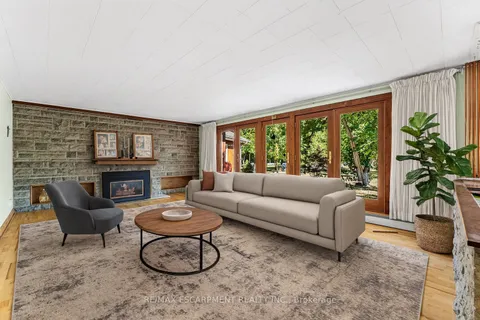 21 First Avenue, ON L3C 1X7