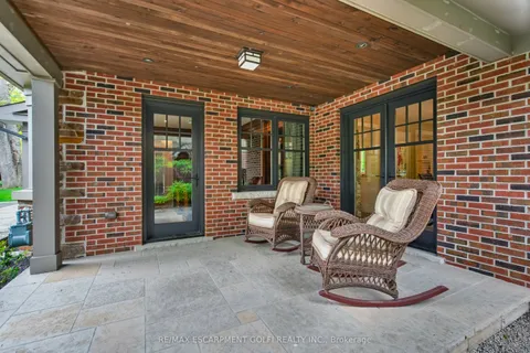 61 Oak Knoll Drive, ON L8S 4C2