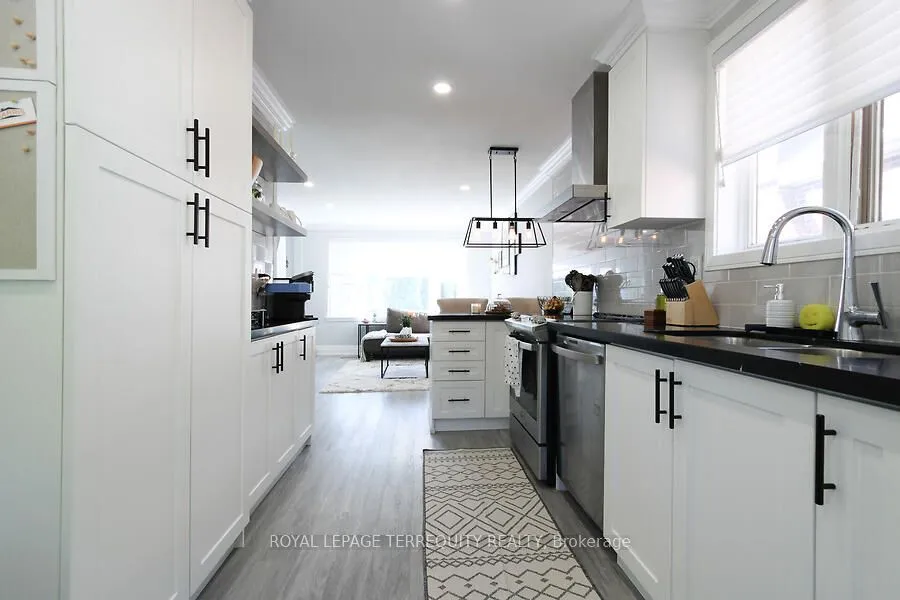 153 East 16th Street, ON L9A 4J4