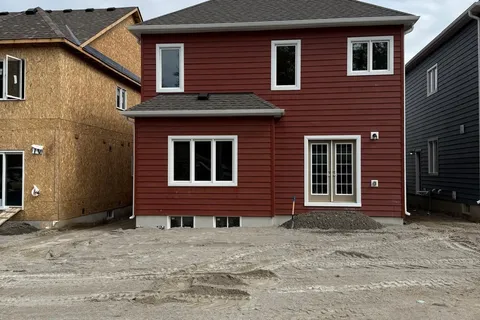 145 Beechwood Forest Lane, ON P1P 0H8