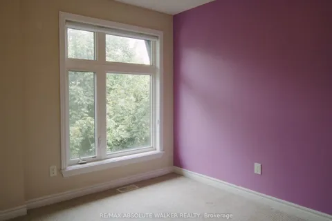 135 Wild Senna Way, ON K2J 5Z7