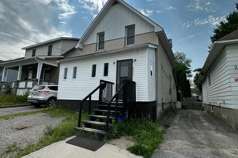 217 PRINCESS Street, ON P1B 1R1