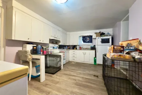 217 PRINCESS Street, ON P1B 1R1