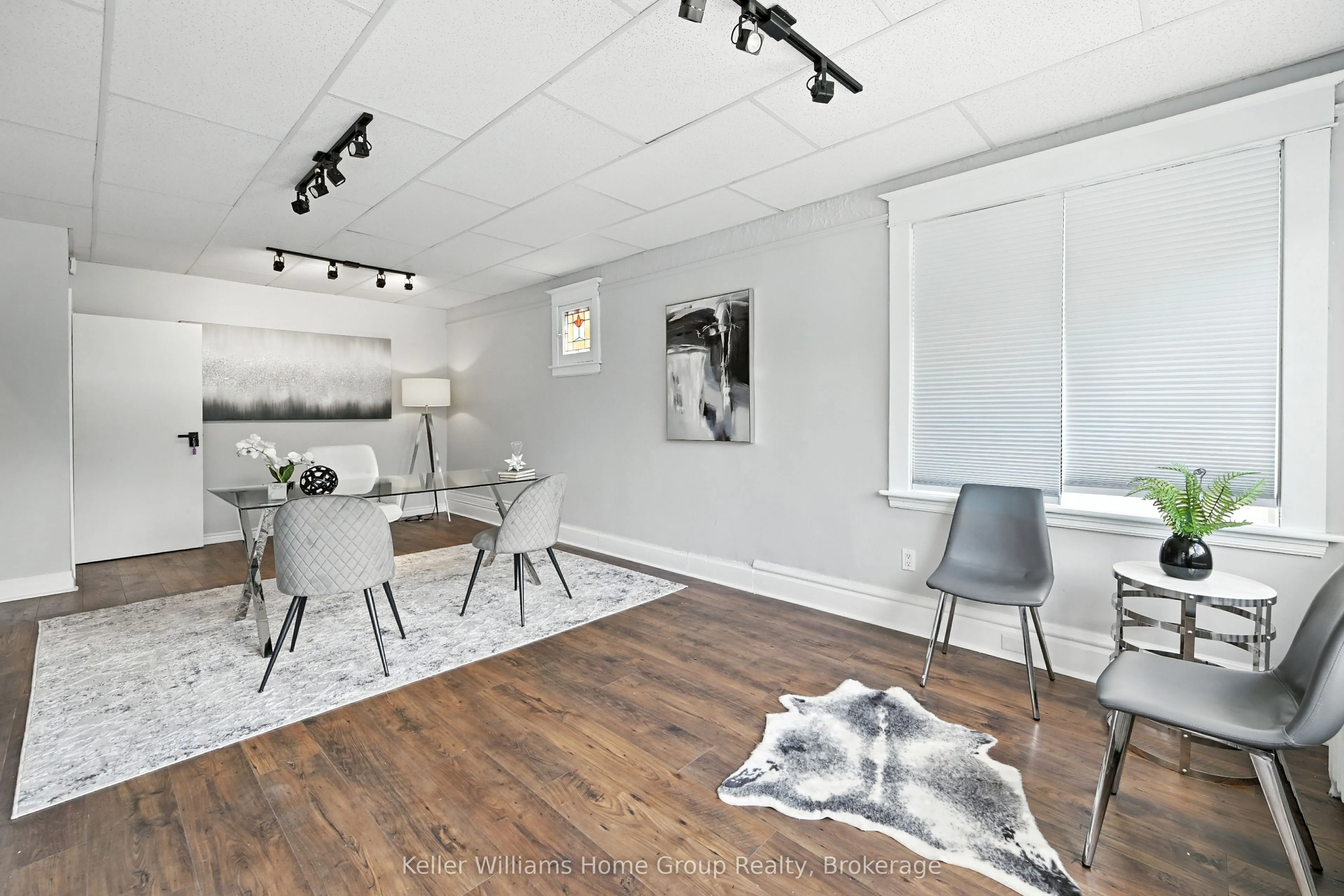 1047 Main Street, ON L8M 1N5