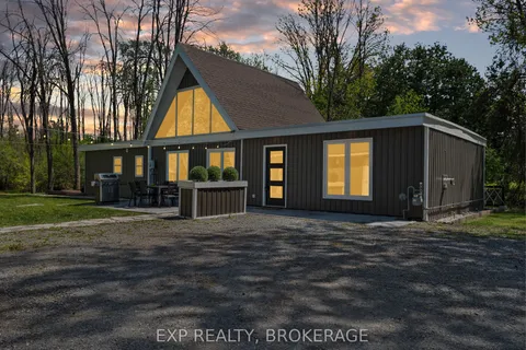 8546 COUNTY 2 Road, ON K7R 3L1