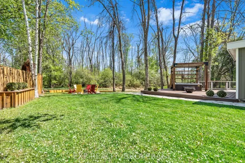 8546 COUNTY 2 Road, ON K7R 3L1