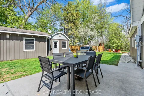 8546 COUNTY 2 Road, ON K7R 3L1