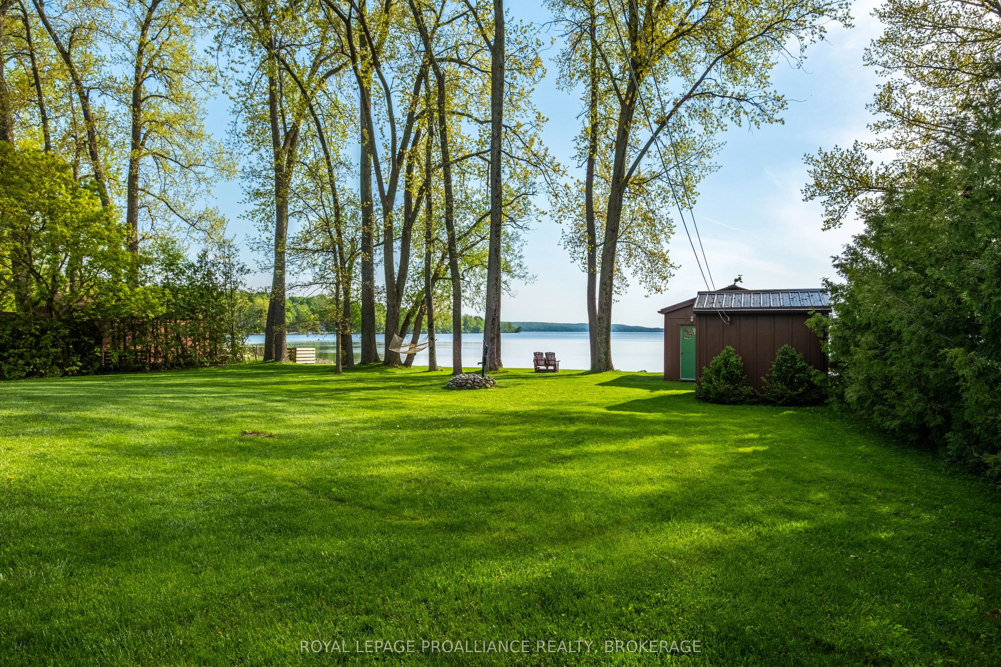 14 Sunset Lane, ON K7R 3K7