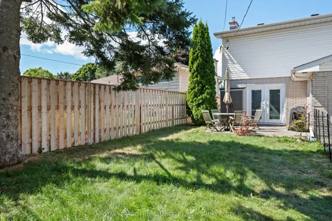 228 Robert Wallace Drive, ON K7M 6C3