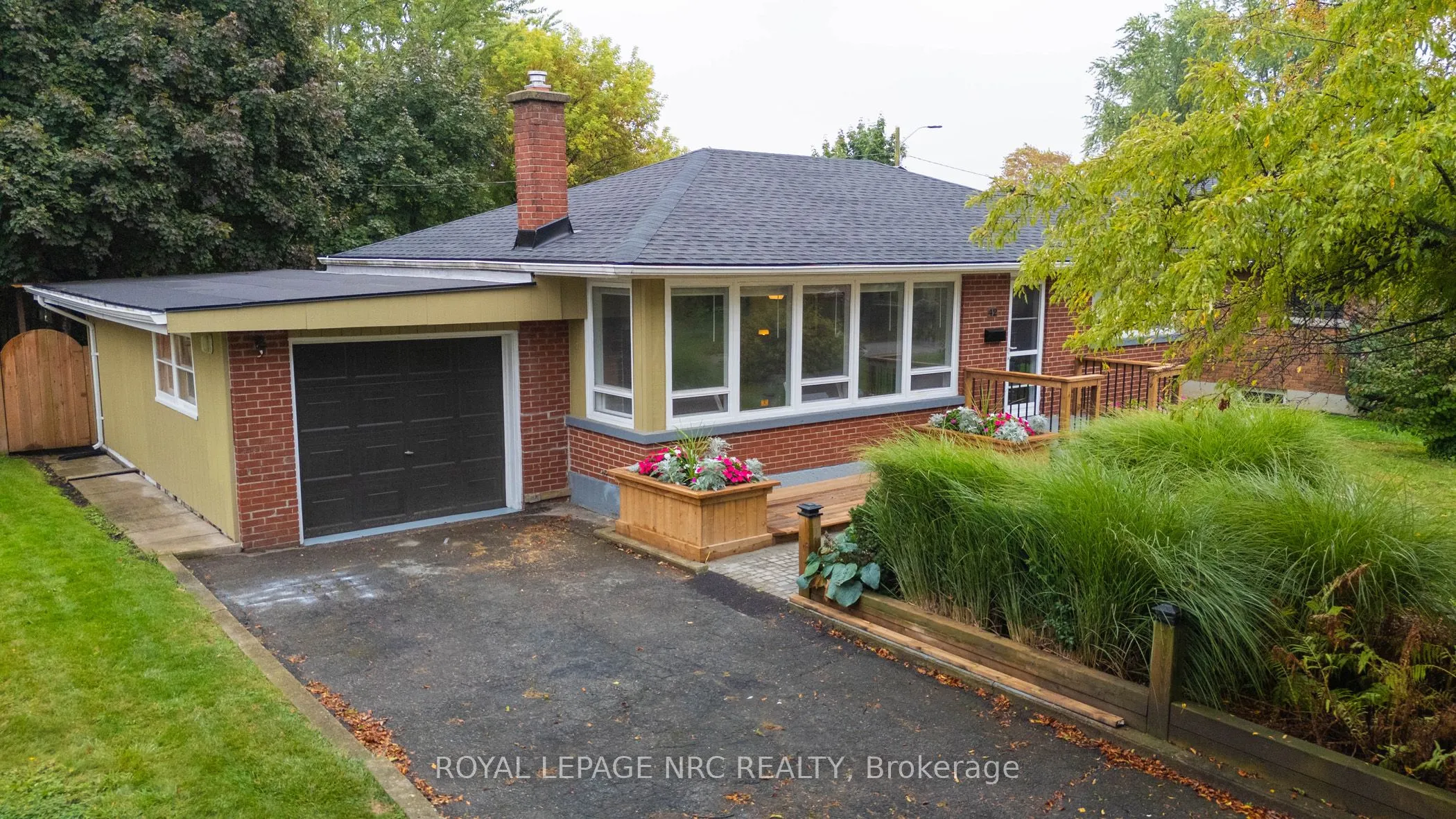 42 Linwood Drive, ON L3C 2B6