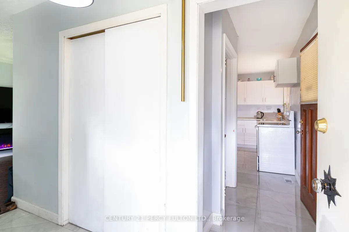 12 Northwood Crescent, ON K8N 1X5