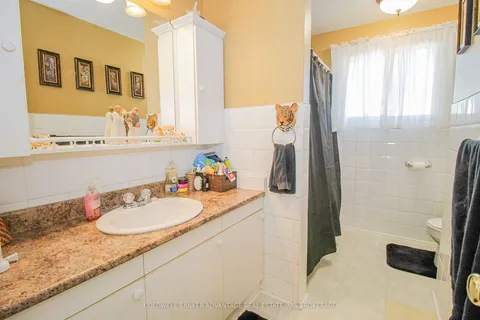 36 Wellbrook Boulevard, ON L3C 5T4