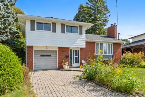 744 Spragge Crescent, ON K9A 2T5