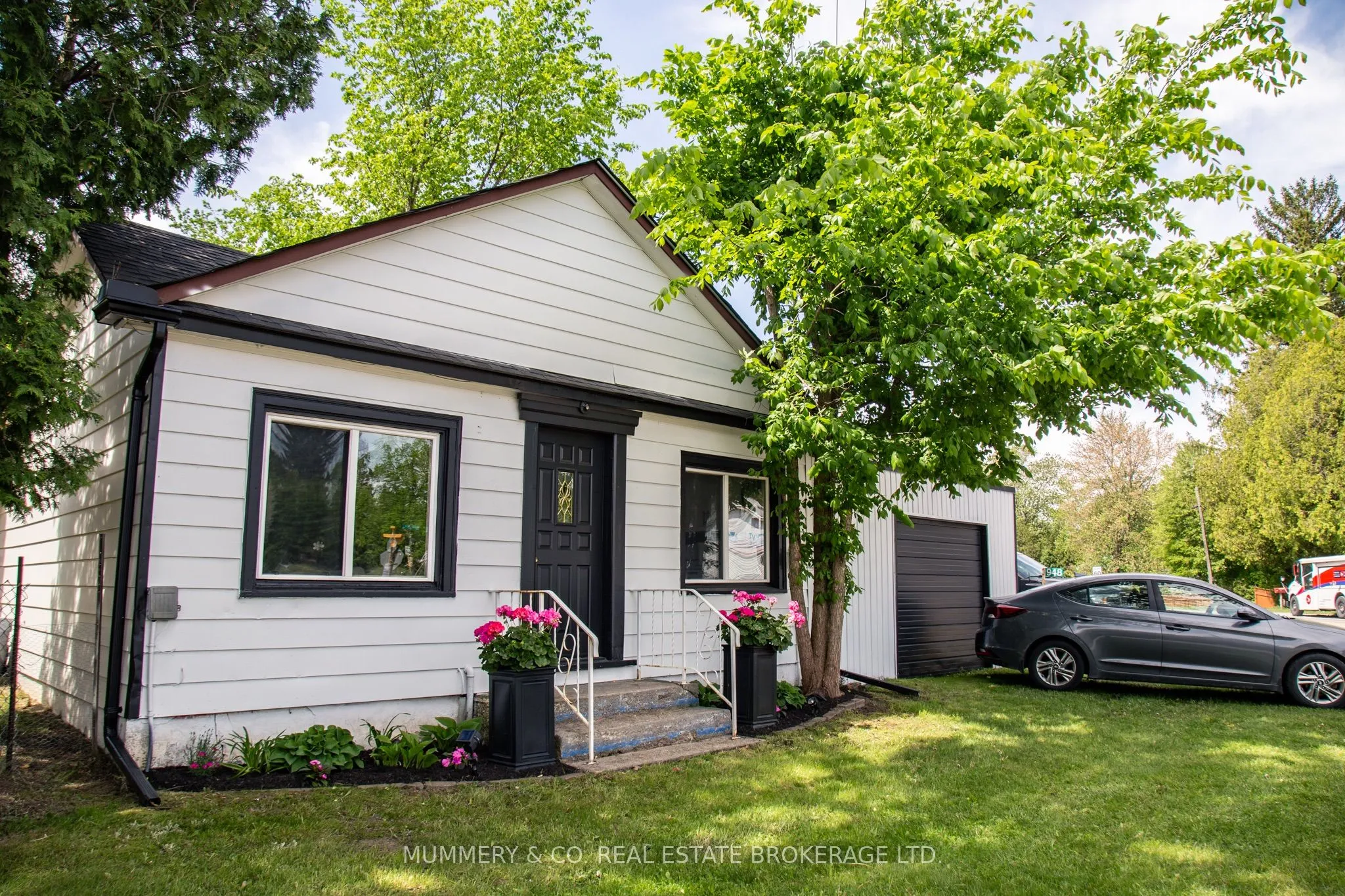 948 Mcdowell Street, ON N3Y 4J9