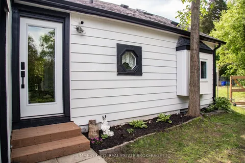 948 Mcdowell Street, ON N3Y 4J9