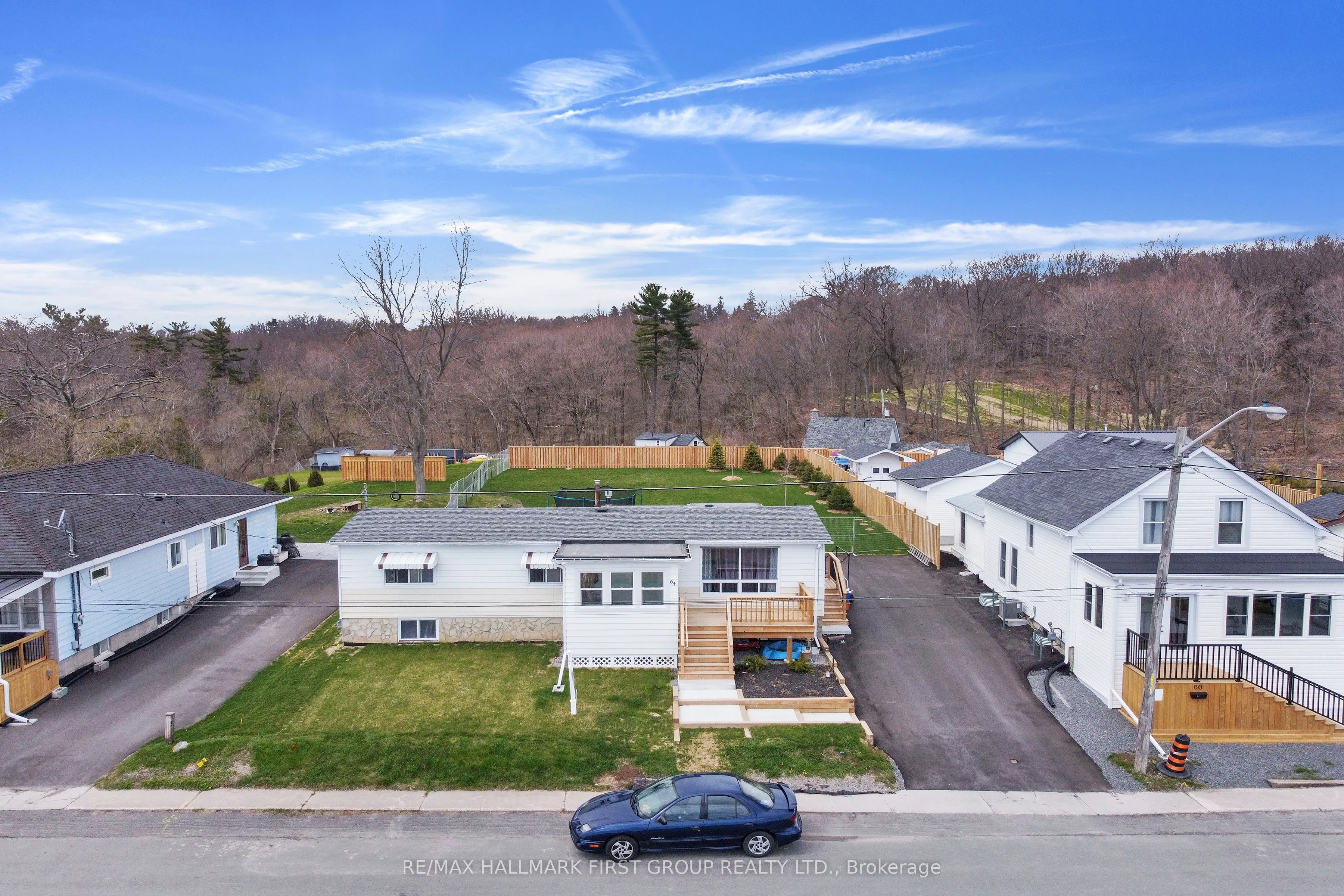 64 Alexander Street, ON L1A 1B3