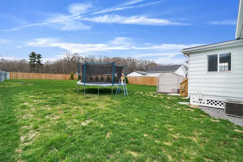 64 Alexander Street, ON L1A 1B3