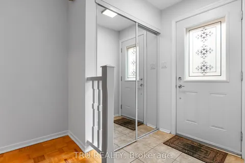 715 Mooneys Bay Place, ON K1V 8W4