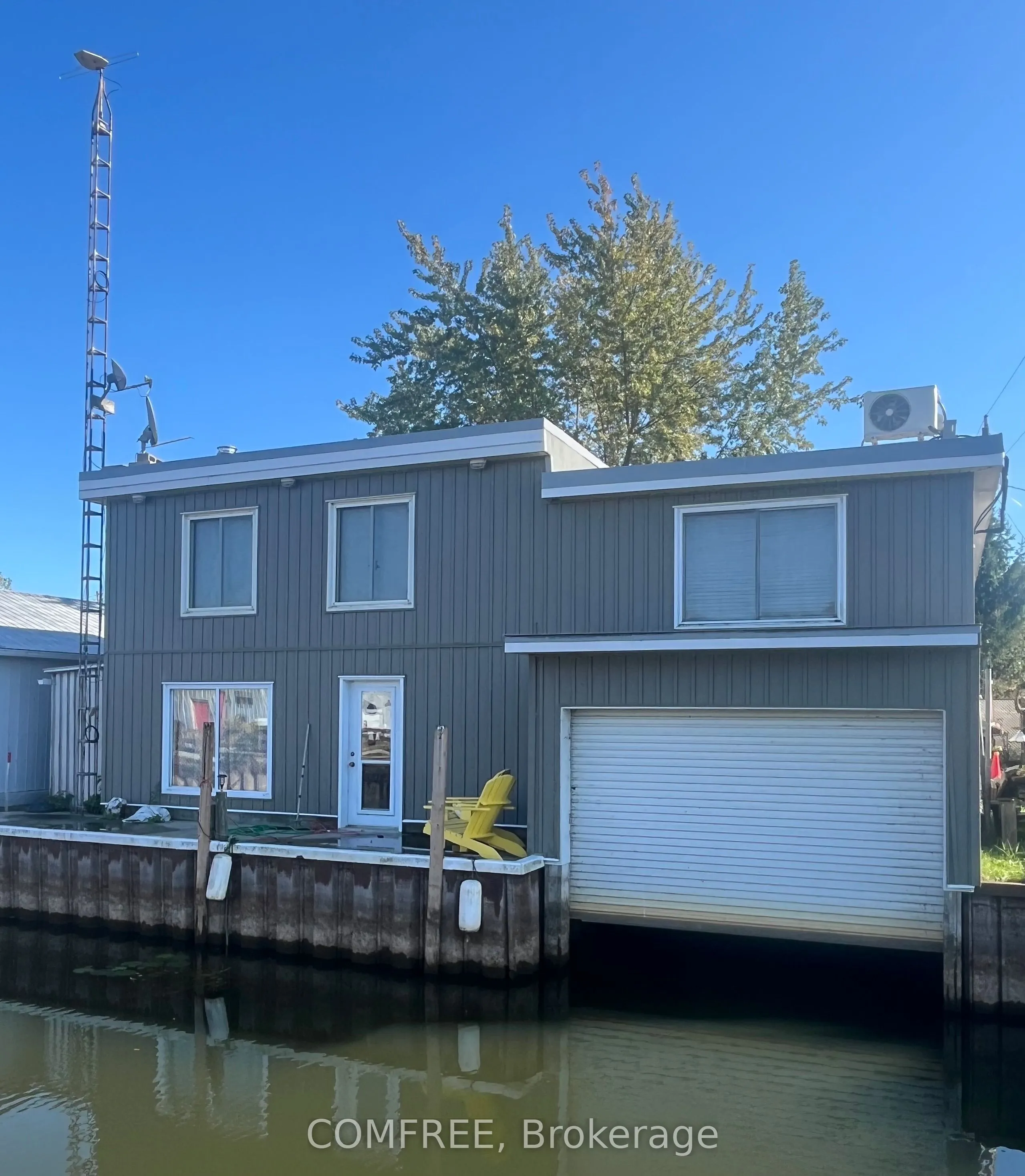 40 Rear Erie Boulevard, ON N0E 1M0