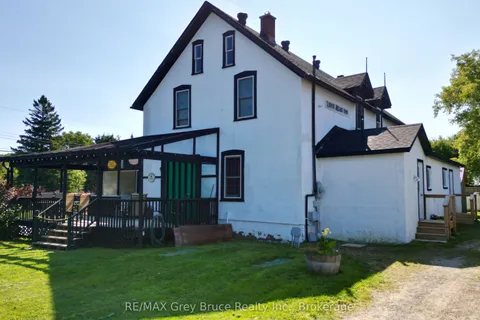 8 Helen Street, ON N0H 1W0