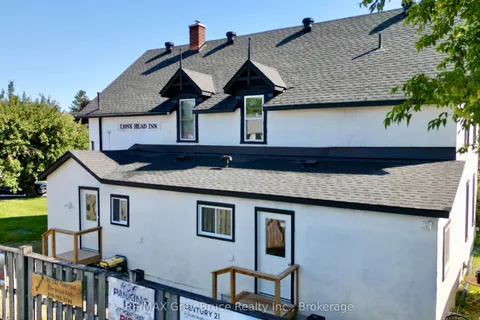 8 Helen Street, ON N0H 1W0