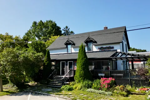 8 Helen Street, ON N0H 1W0