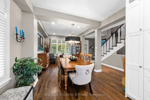 511 Erinwoods Circle, ON K2J 5M5