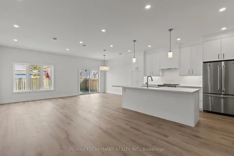 78 Knoll Street, ON L3K 5A6