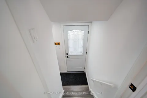 272 Grantham Avenue, ON L2M 4Z9