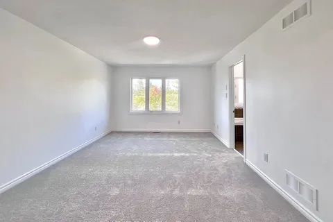 457 Foxhall Way, ON K2M 0G2