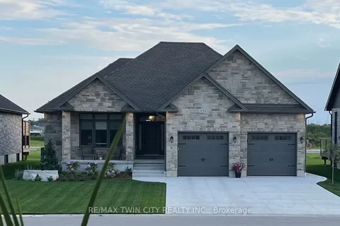 434 Normanton Street, ON N0H 2C3