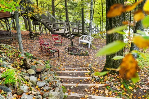 120 Upper Lake Lane, ON K0H 1T0