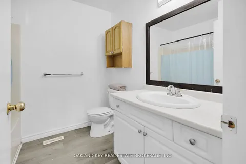 330 FLEMING Drive, ON N5V 4Y6