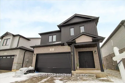 92 Middleton Avenue, ON N6L 1K3