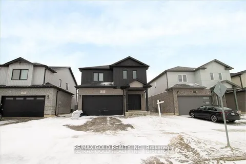 92 Middleton Avenue, ON N6L 1K3