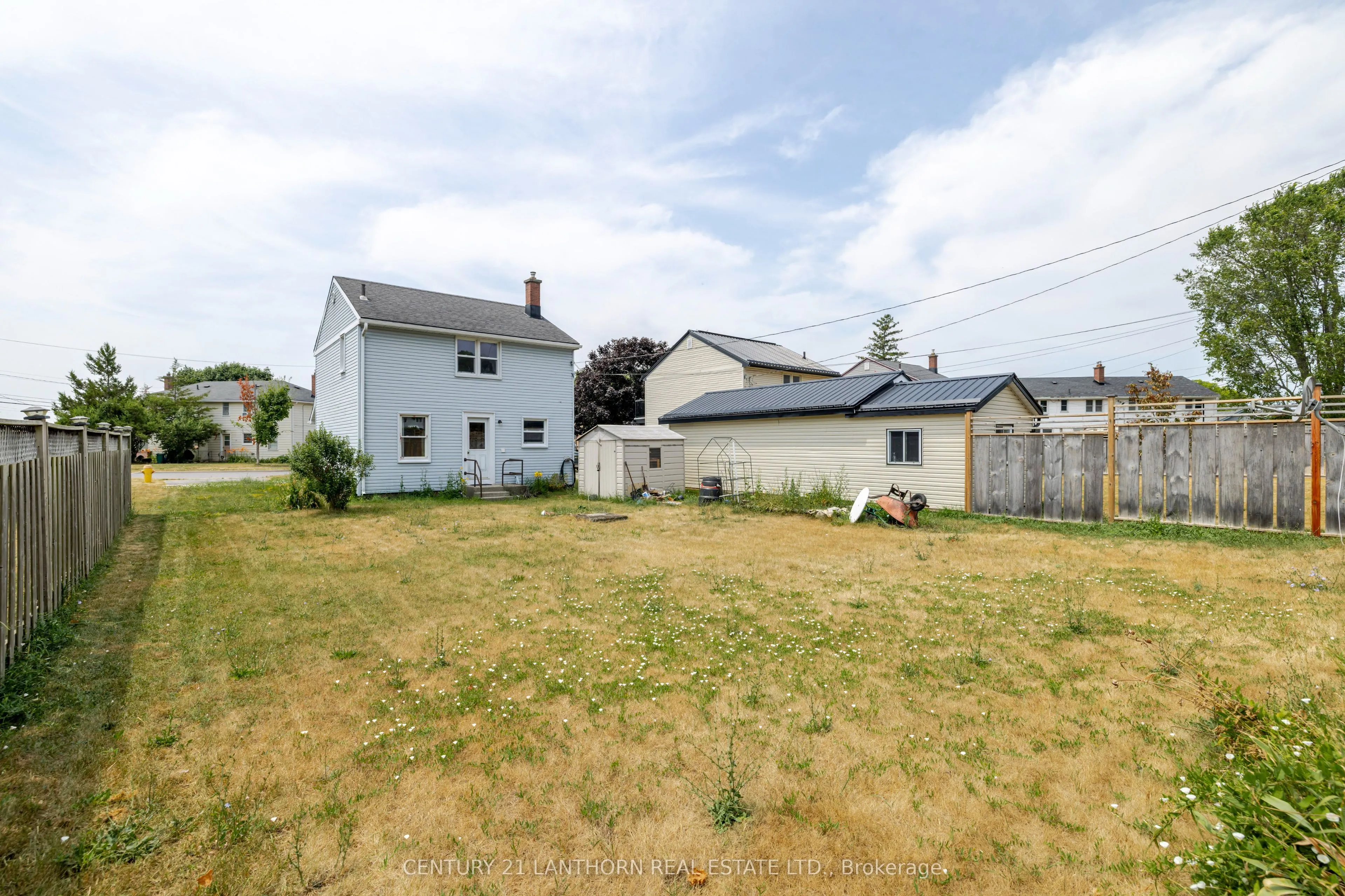 6 Inkerman Avenue, ON K0K 2T0