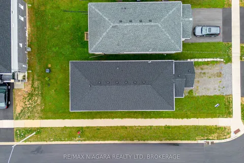 43 Sauer Avenue, ON L3B 0C7