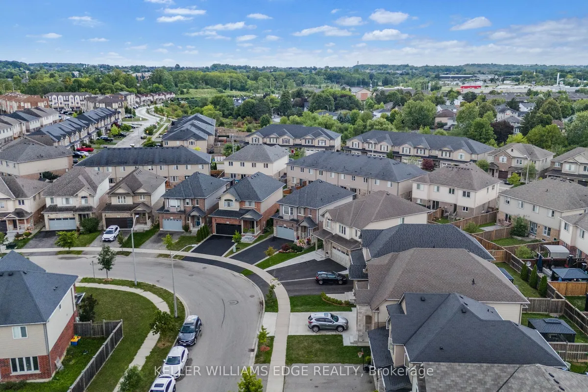 209 Echovalley Drive, ON L8J 0H1