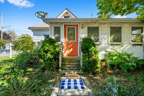 446 Ontario Street, ON K9A 3C2