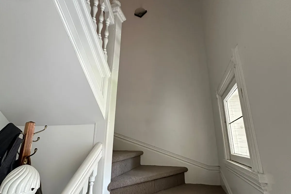 89 Waverley Street, ON K2P 0V1