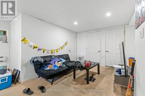 11 Isabel Street, ON K8P 3N4