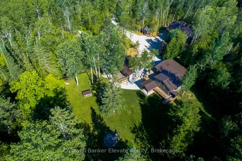 102 Cape Chin North Road, ON N0H 1W0